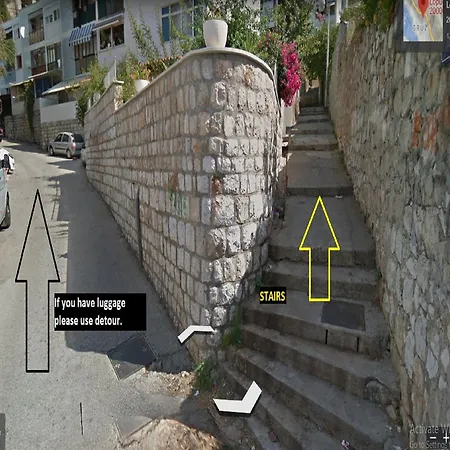 & Alan - Double With Shared Bathroom 1